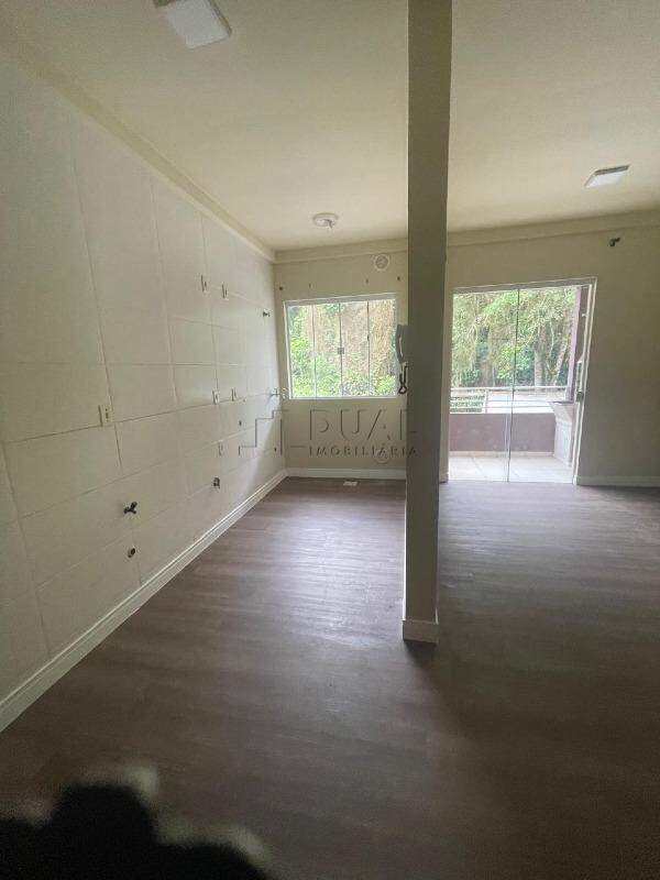 Apartamento localizado no Centro de Guaramirim