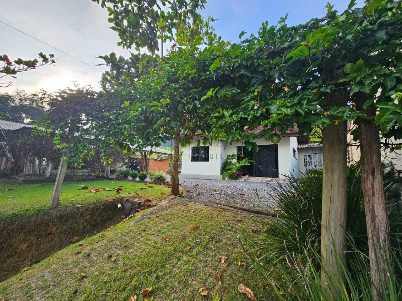 Imagem Casa de esquina no bairro Rio Hern em Schroeder