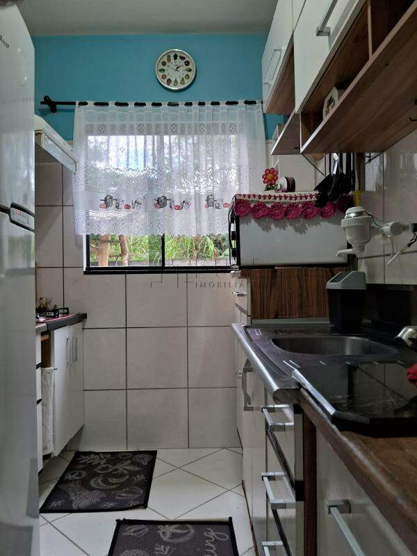 Imagem Casa de esquina no bairro Rio Hern em Schroeder