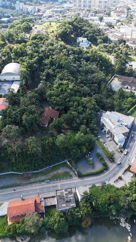 Imagem Imóvel central com grande potencial comercial e vista panorâmica!