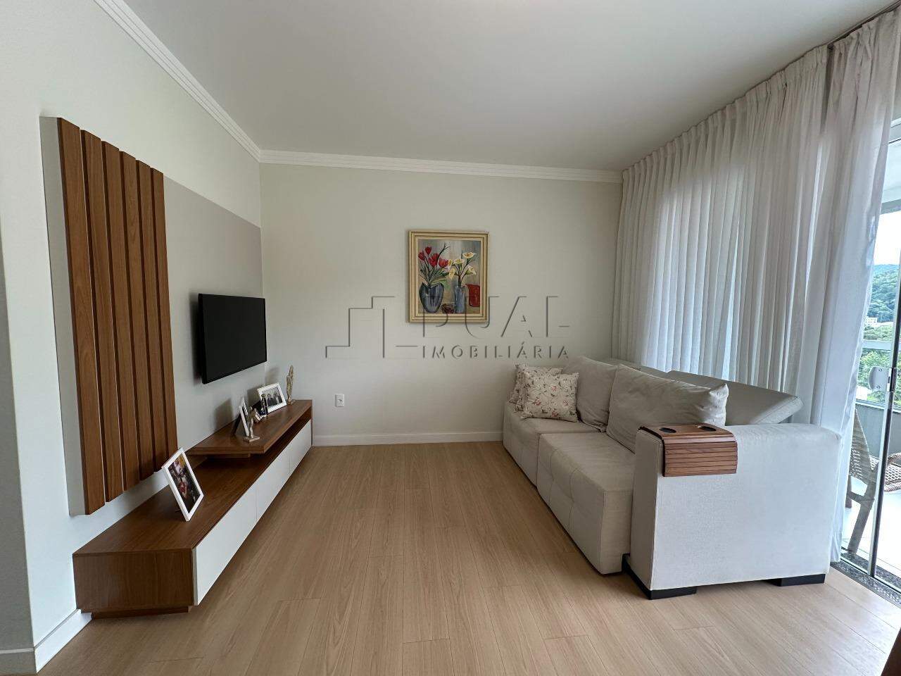 Imagem Apartamento Alto no 7º Andar com Vista Deslumbrante e Excelente Iluminação Natural!