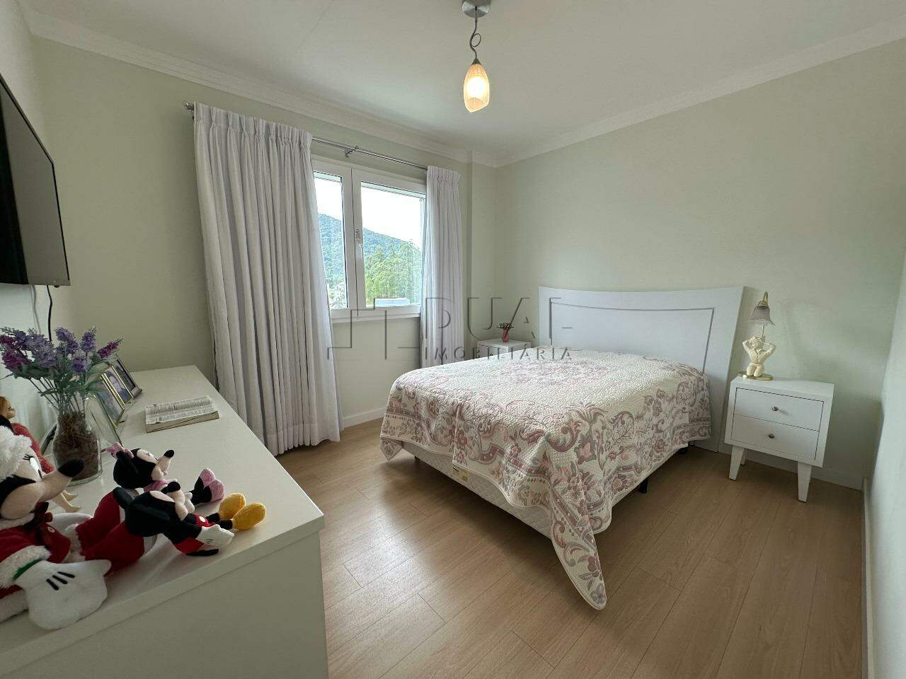 Imagem Apartamento Alto no 7º Andar com Vista Deslumbrante e Excelente Iluminação Natural!