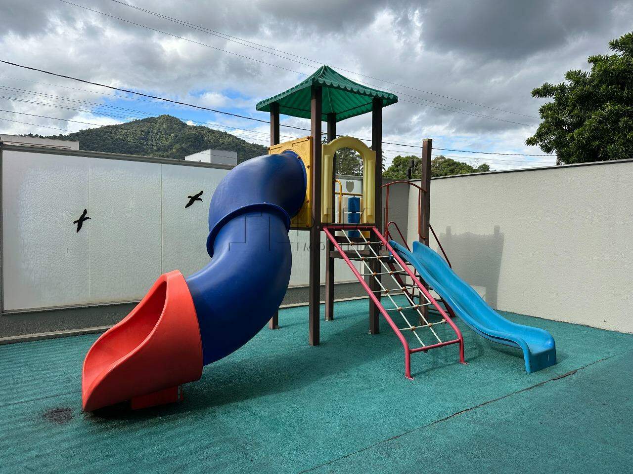 Imagem Apartamento Alto no 7º Andar com Vista Deslumbrante e Excelente Iluminação Natural!