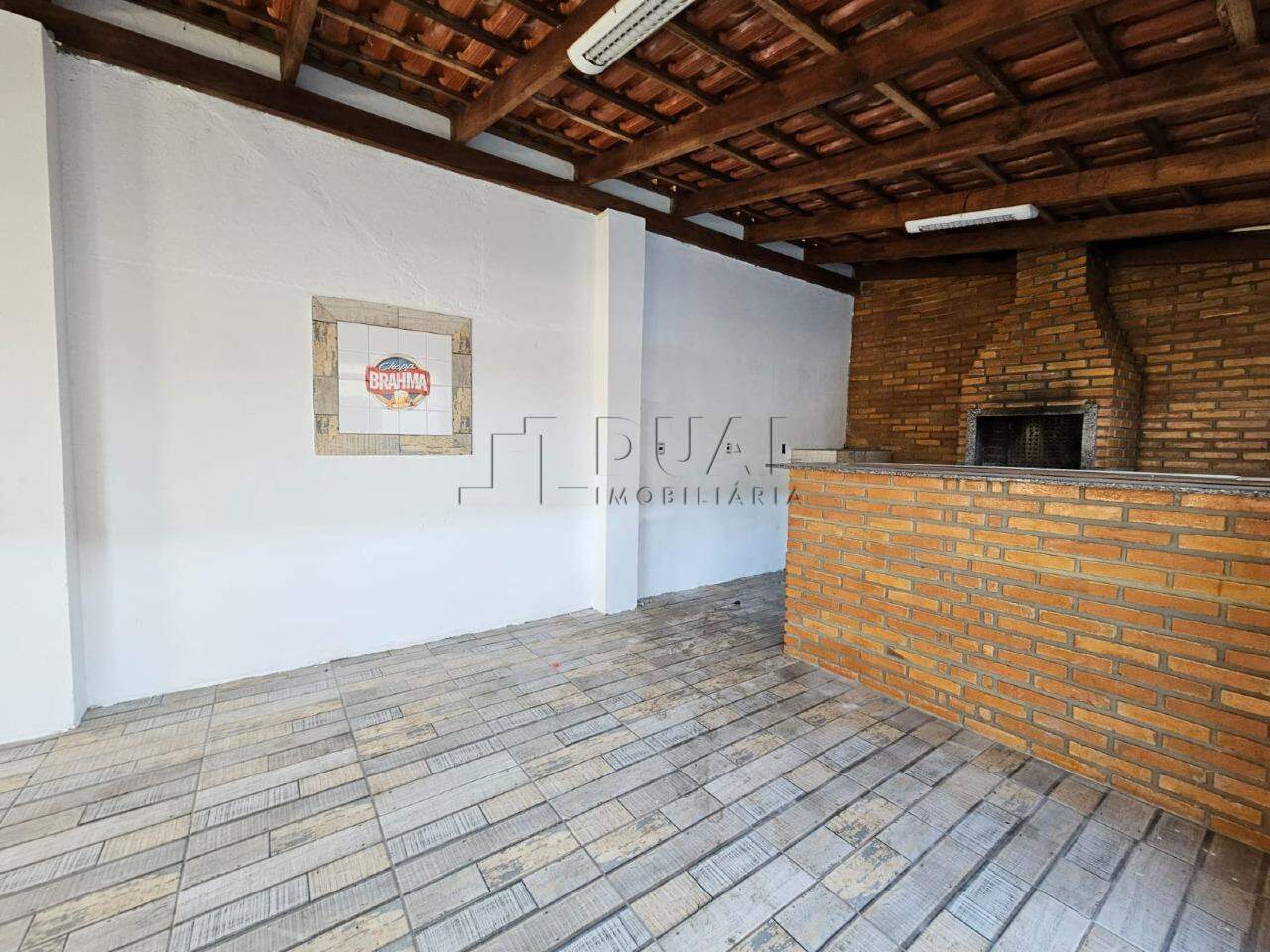 Imagem Casa com sala comercial no bairro Tifa Martins em Jaraguá do Sul