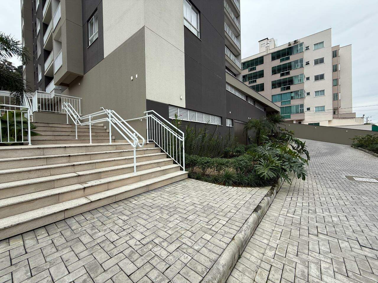 Imagem Apartamento Novo em Andar Alto com 1 Suíte + 1 Dormitório, Sacada Gourmet e Vista para Área de Lazer