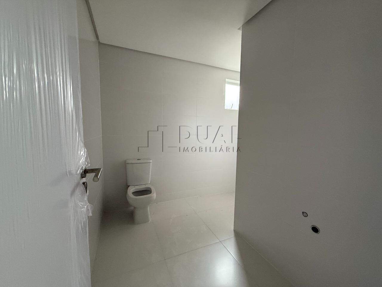 Imagem Apartamento Novo em Andar Alto com 1 Suíte + 1 Dormitório, Sacada Gourmet e Vista para Área de Lazer