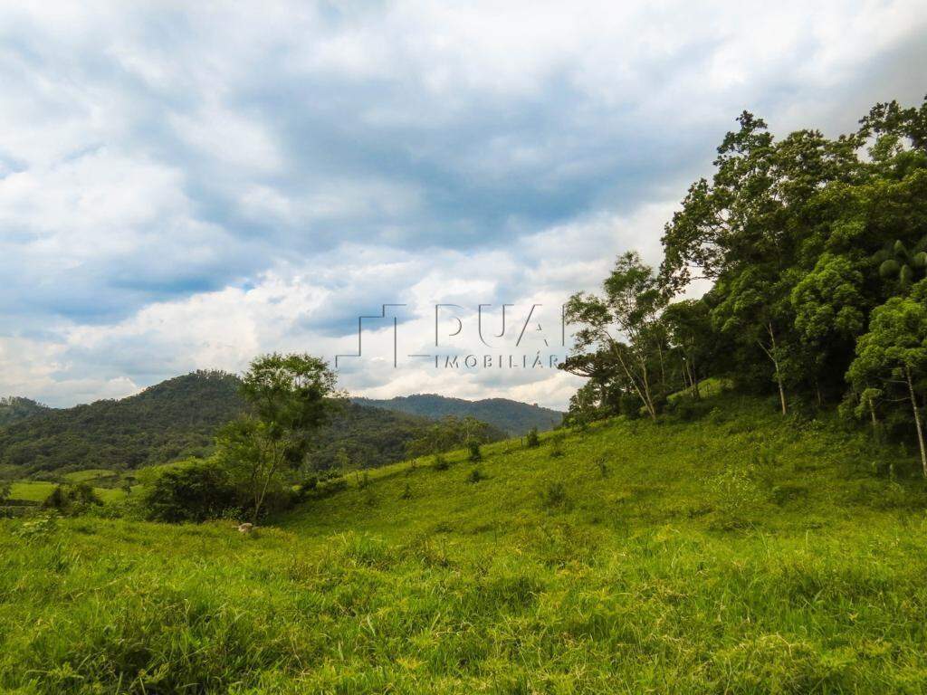 Imagem Chácara com 20000m² em Condomínio Rural no Garibaldi em Jaraguá do Sul