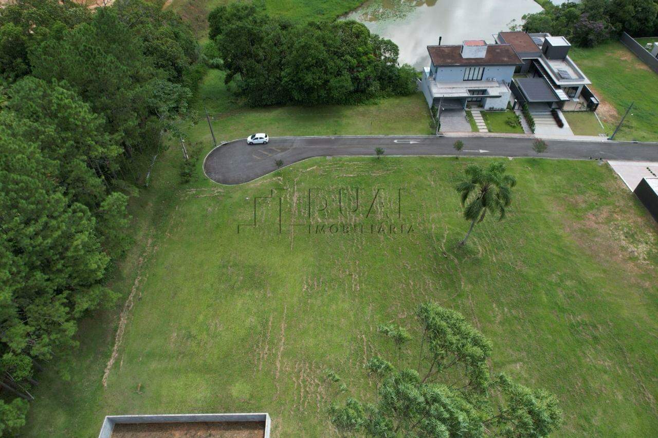 Imagem Terreno à Venda no Condomínio Duque de Chartres – 597m² em Rua Sem Saída