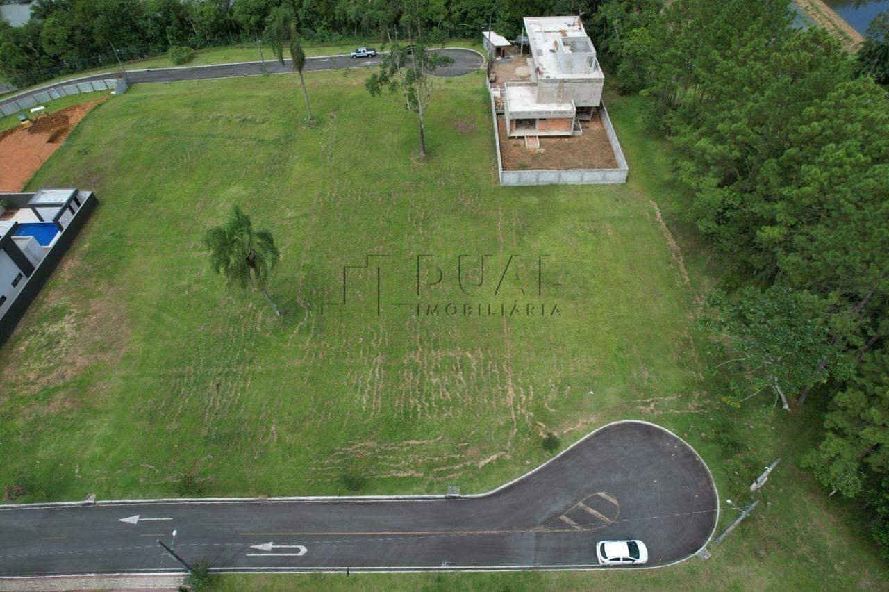 Imagem Terreno à Venda no Condomínio Duque de Chartres – 597m² em Rua Sem Saída