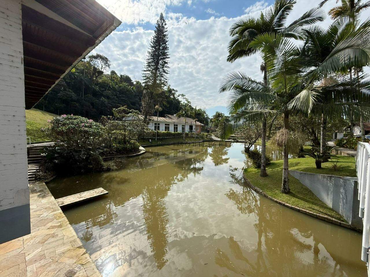 Imagem Terreno em condomínio fechado no bairro Jaraguá Esquerdo