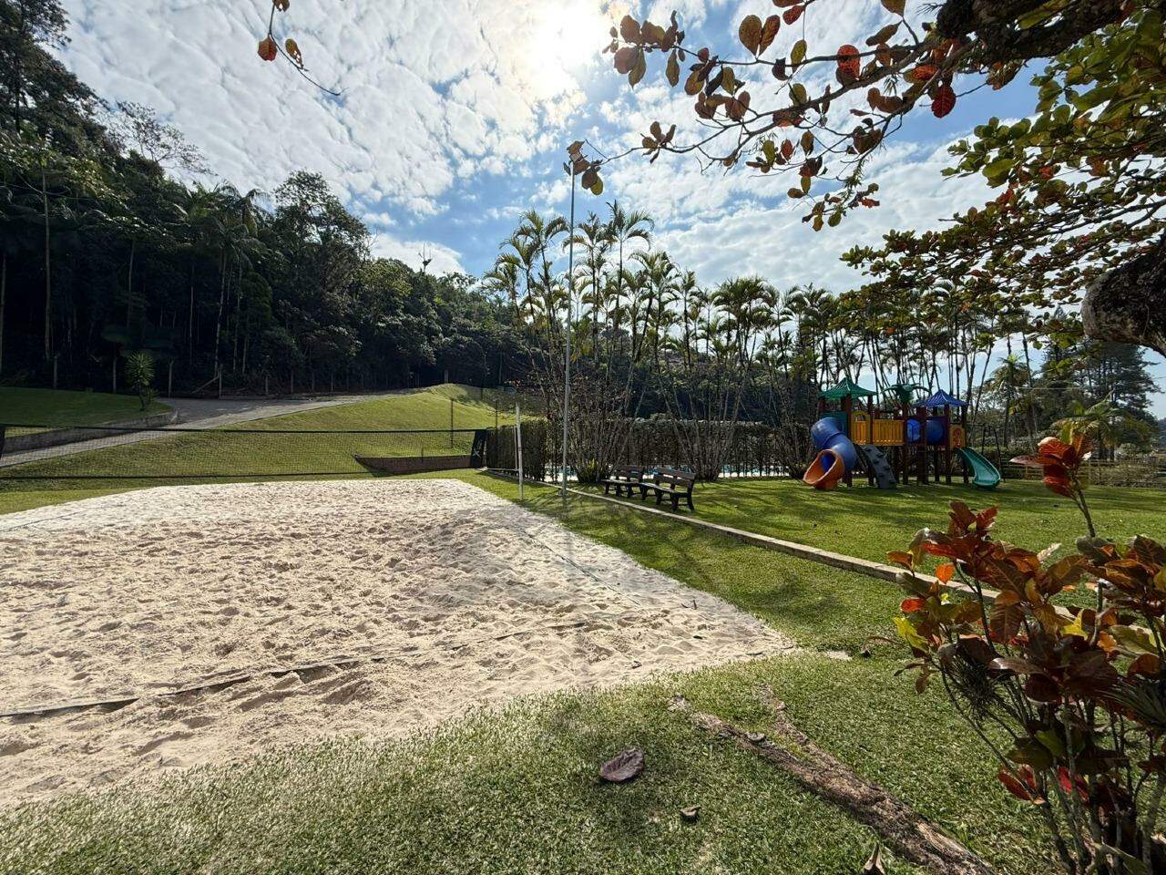 Imagem Terreno em condomínio fechado no bairro Jaraguá Esquerdo