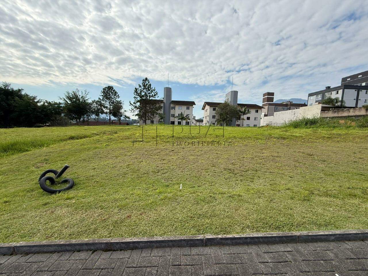 Imagem Terreno em condomínio fechado no bairro Jaraguá Esquerdo