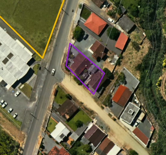 Terreno de esquina em rua principal no bairro Ribeirão Cavalo em Jaraguá do Sul