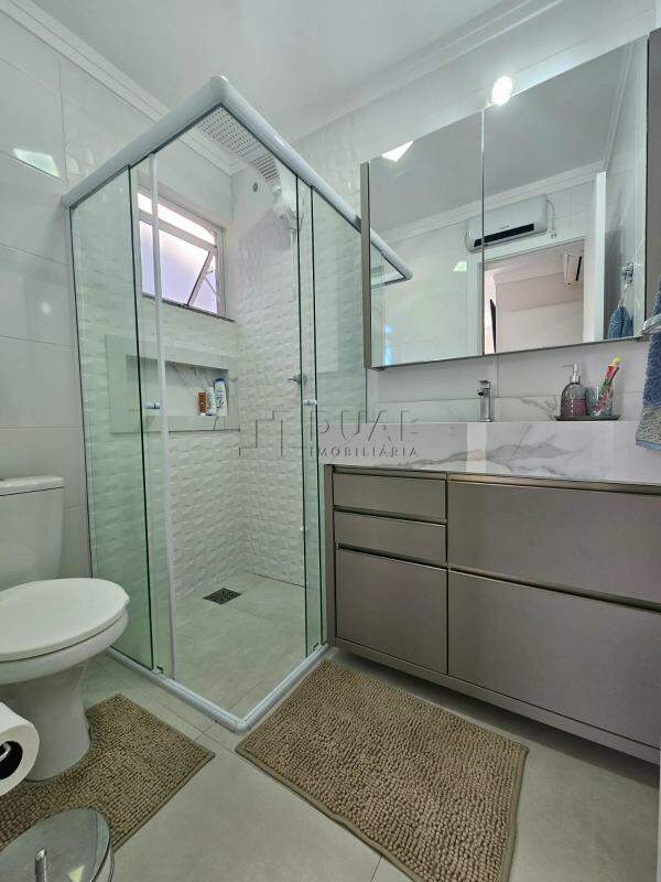 Imagem Sobrado em condomínio fechado no bairro Jaraguá 99 em Jaraguá do Sul