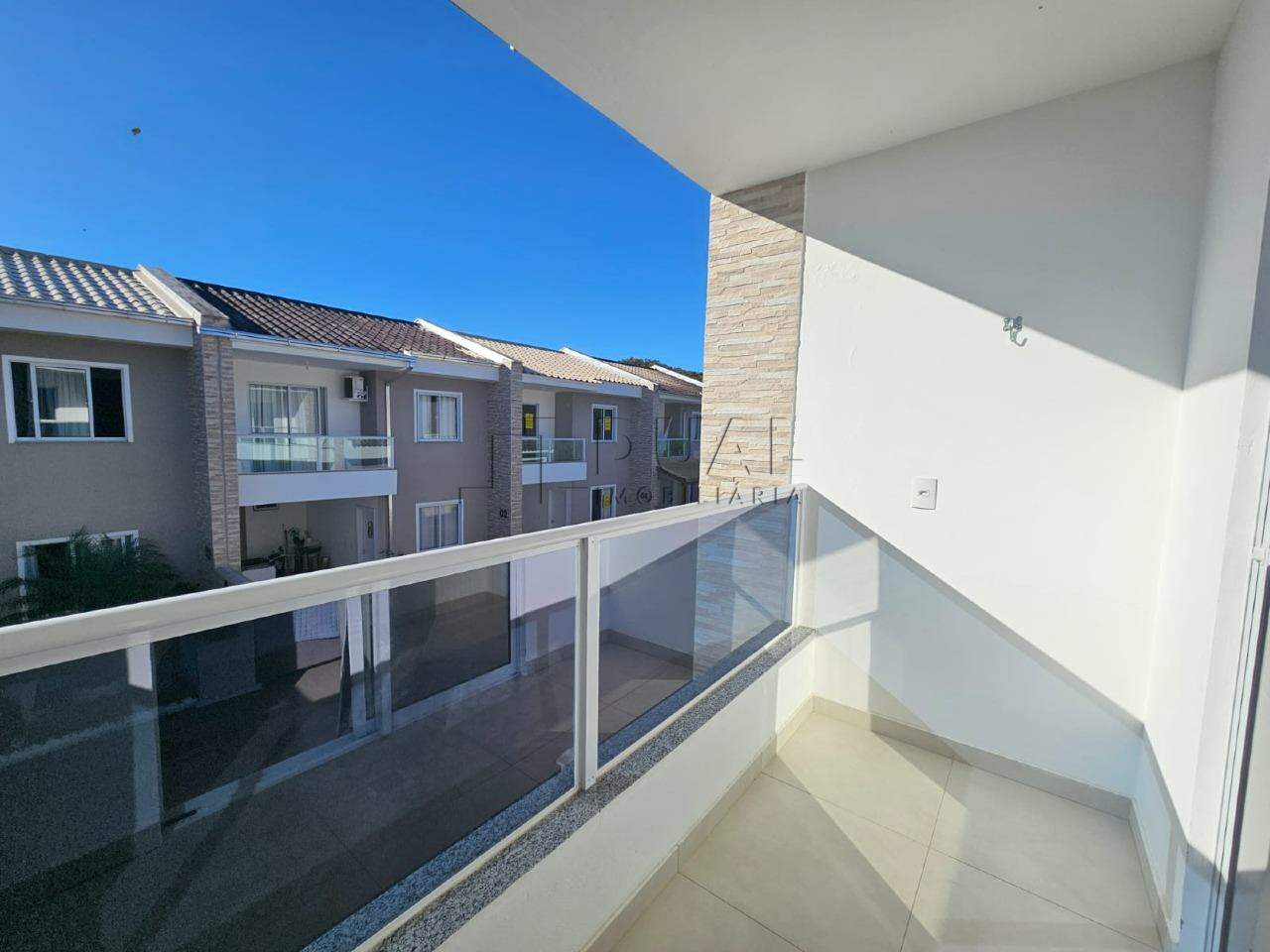 Imagem Sobrado em condomínio fechado no bairro Jaraguá 99 em Jaraguá do Sul