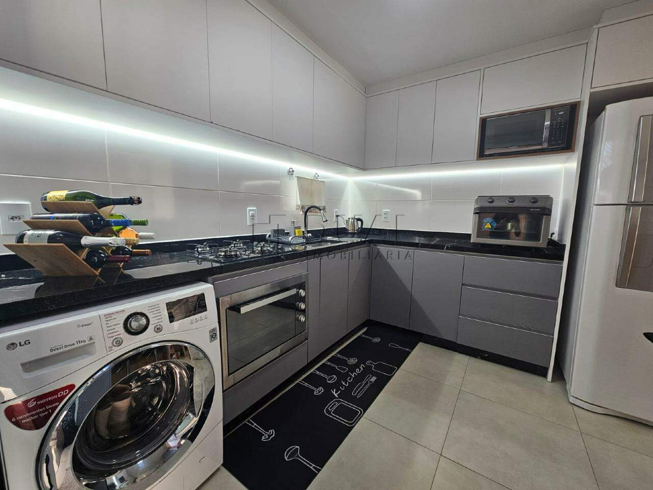 Imagem Sobrado em condomínio fechado no bairro Jaraguá 99 em Jaraguá do Sul