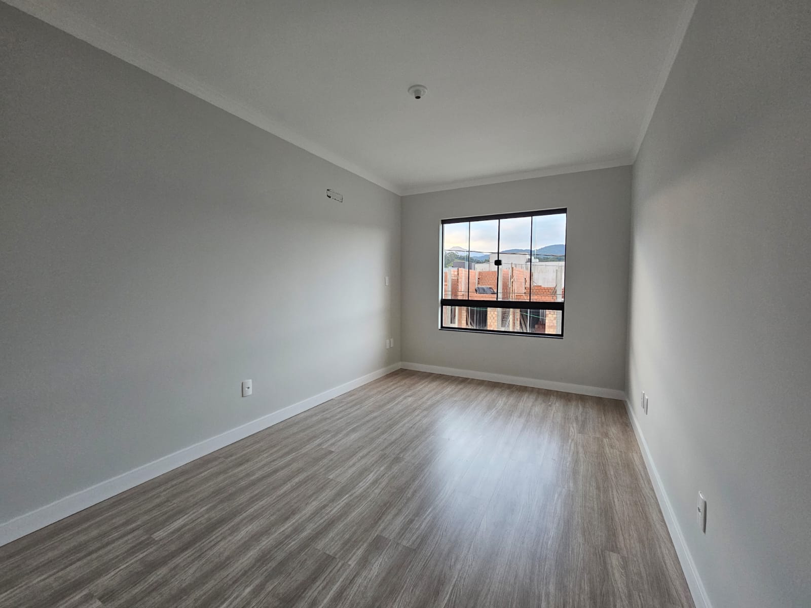 Imagem Sobrado geminado com 3 dormitórios no bairro Três Rios do Norte em Jaraguá do Sul