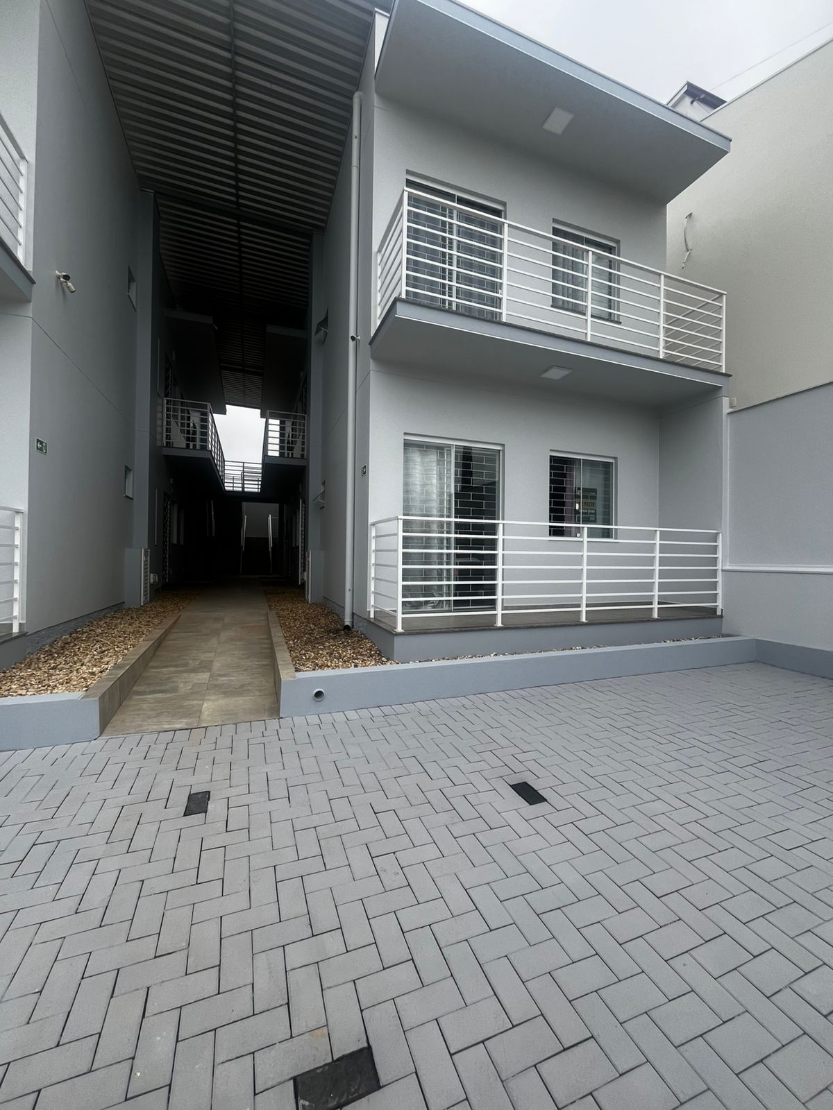 Imagem Apartamento com 2 dormitórios, semi mobiliado no bairro Centro em Barra Velha