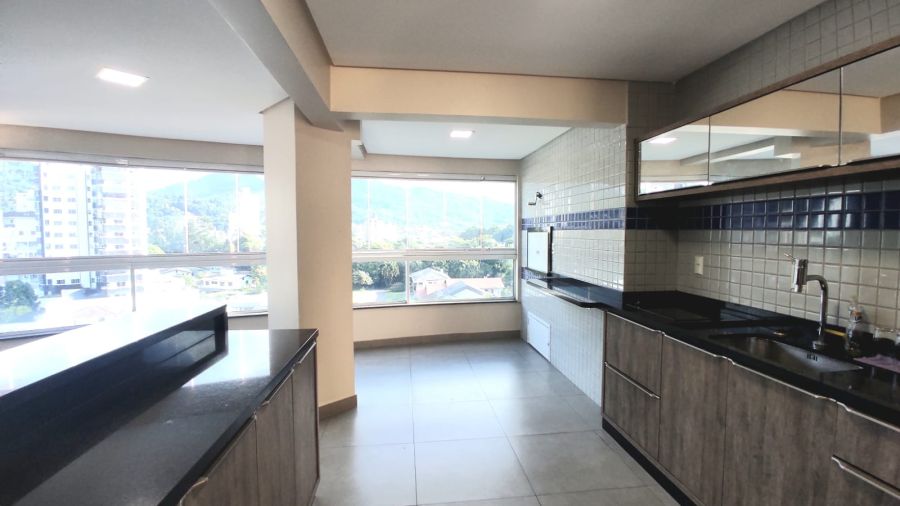 Imagem Apartamento Mobiliado no Centro de Jaraguá do Sul com Terraço