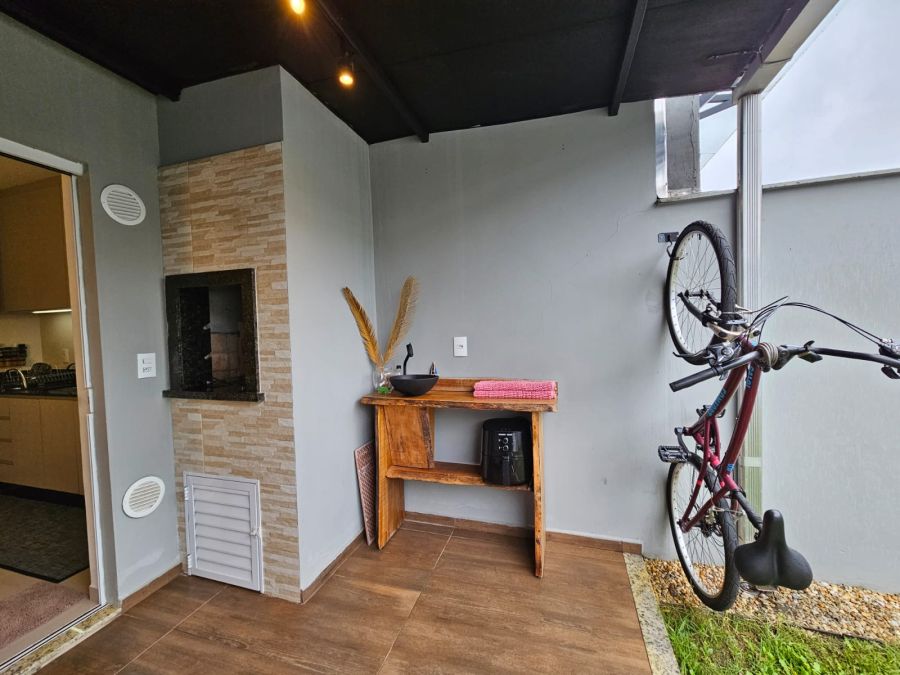 Imagem Sobrado Geminado com 2 suítes no Bairro Três Rios do Norte em Jaraguá do Sul