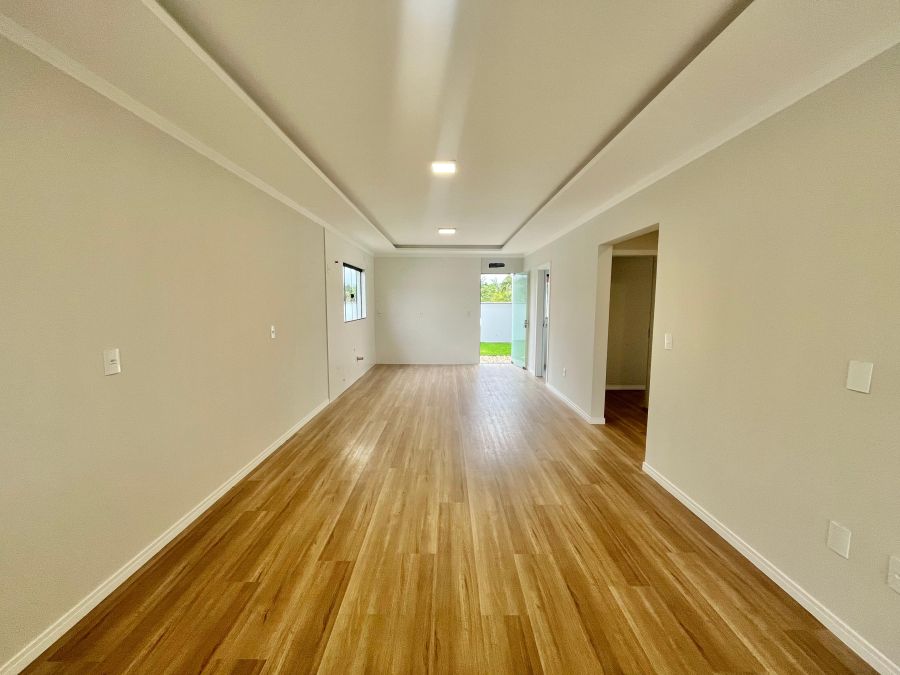 Imagem Casa com Suíte + 2 dormitórios no bairro Jaraguá 84 em Jaraguá do Sul