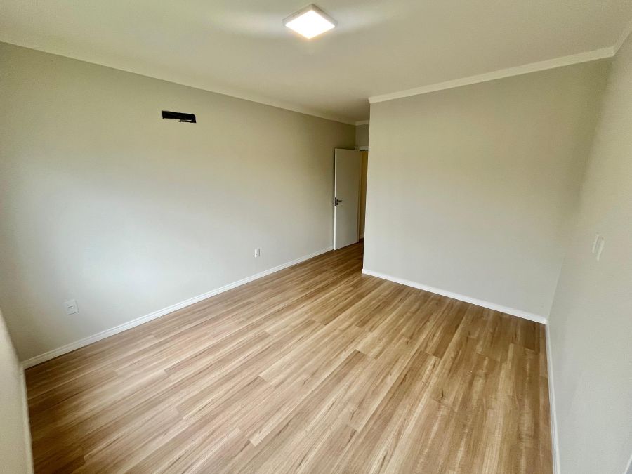 Imagem Casa com Suíte + 2 dormitórios no bairro Jaraguá 84 em Jaraguá do Sul