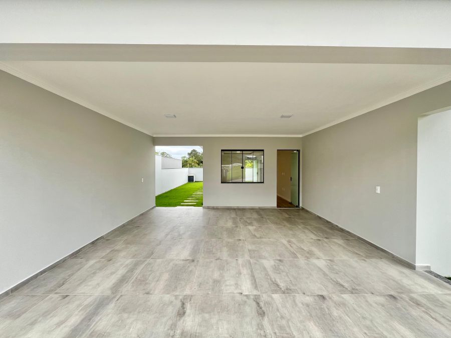 Imagem Casa com Suíte + 2 dormitórios no bairro Jaraguá 84 em Jaraguá do Sul