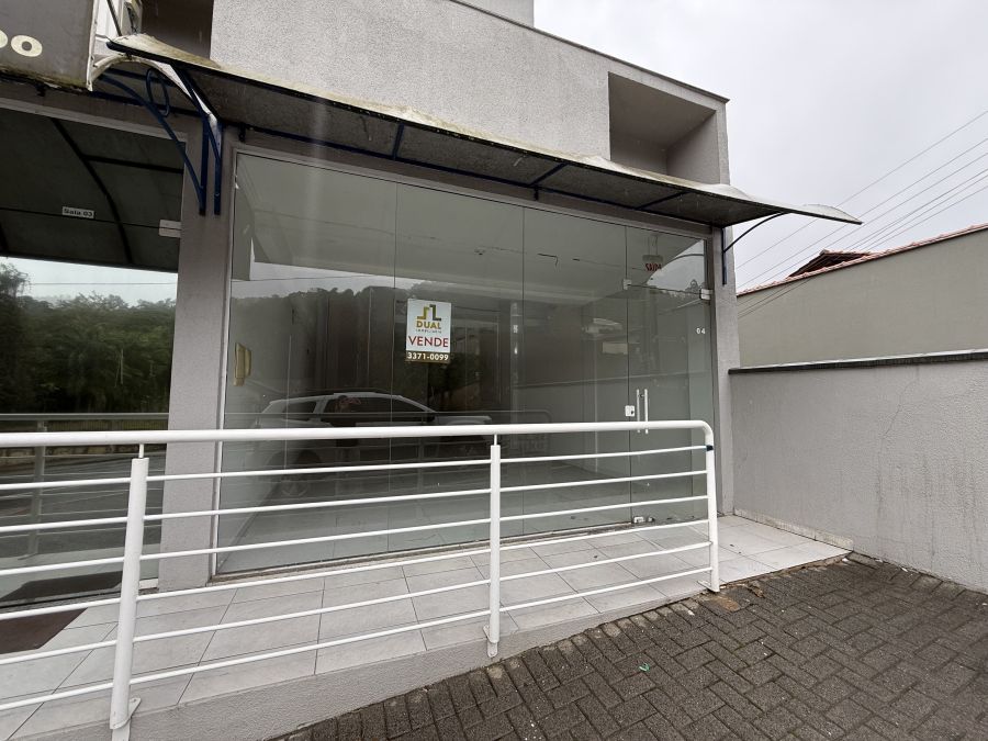 Sala Comercial à venda, 1 vaga, Barra do Rio Cerro - Jaraguá do Sul/SC