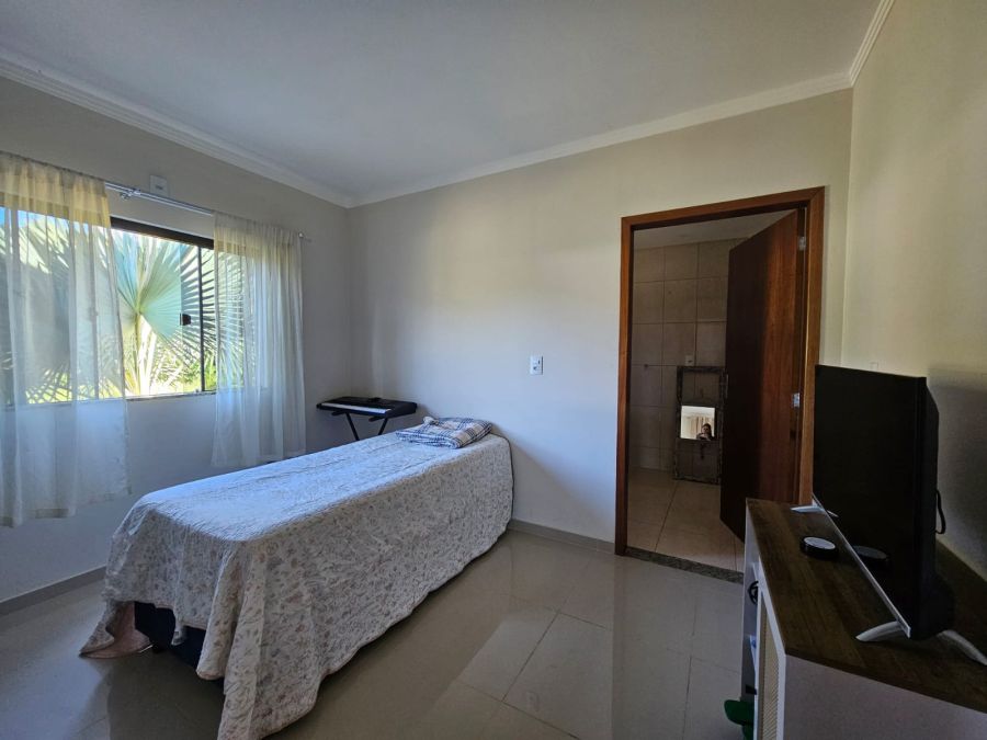 Imagem Sobrado com terreno de 7.508,50m² em área urbana no bairro Jaraguá 84 em Jaraguá do Sul