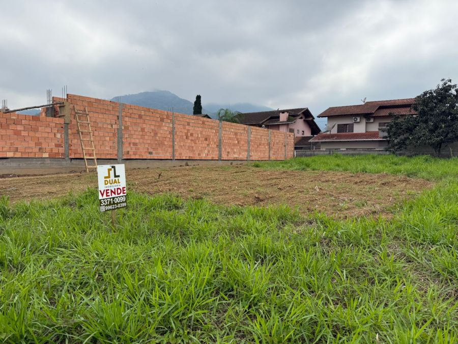 Imagem principal Terreno à Venda no Bairro Amizade – Rua Tranquila e Segura