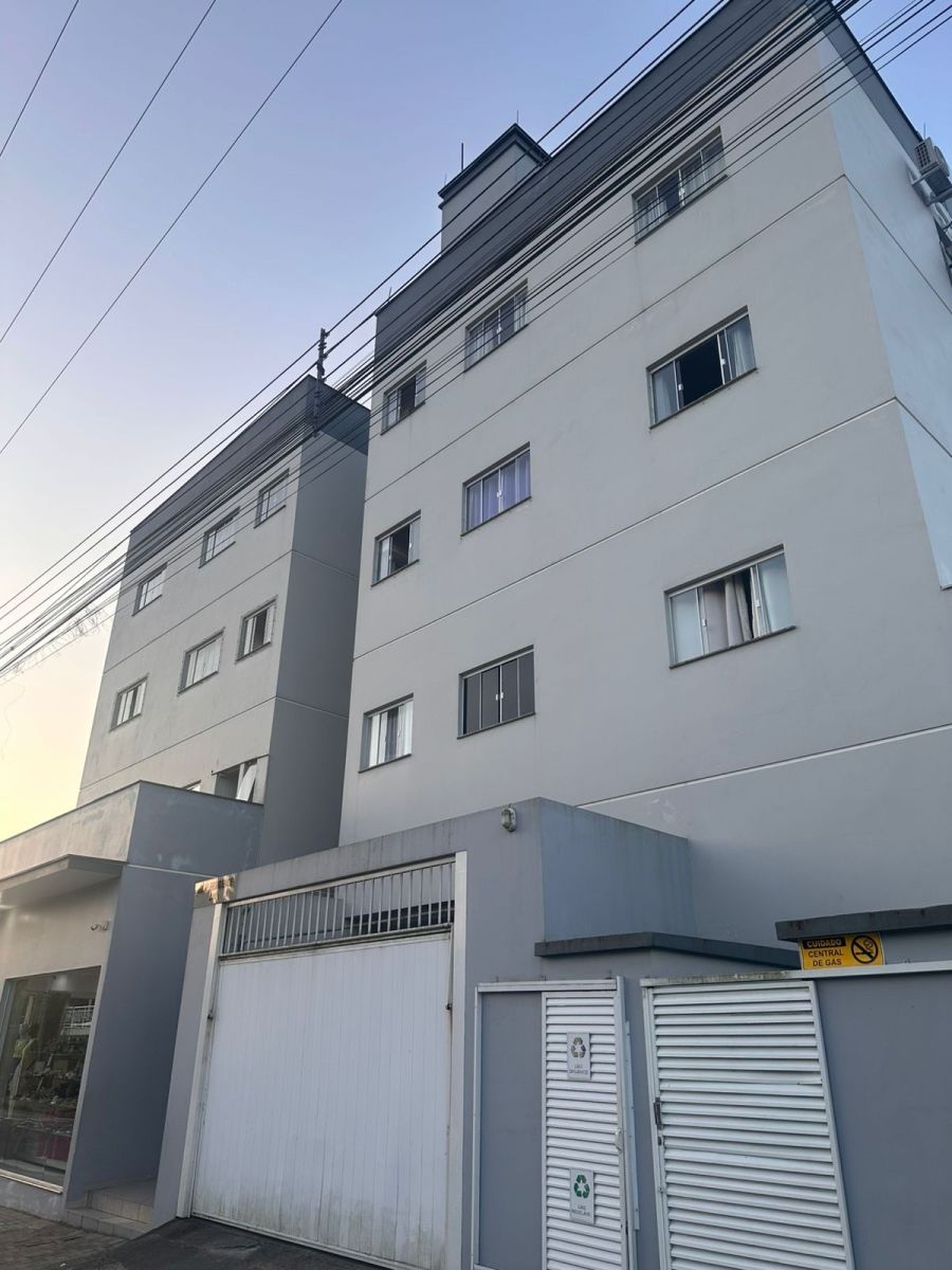 Apartamento à Venda no Bairro Santo Antônio – 2 Quartos e valorização