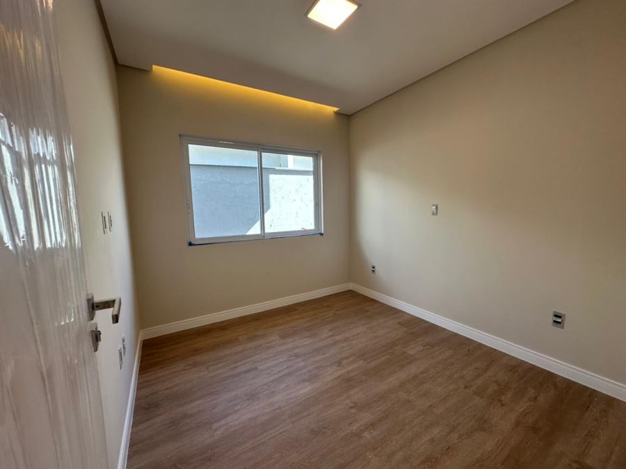 Imagem Casa com suíte com closet + 2 dormitórios no bairro Jaraguá 99 em Jaraguá do Sul