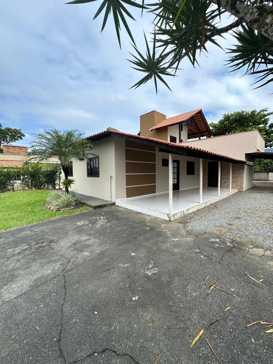 Imagem Casa de 3 dormitórios no Centro Norte – Schroeder