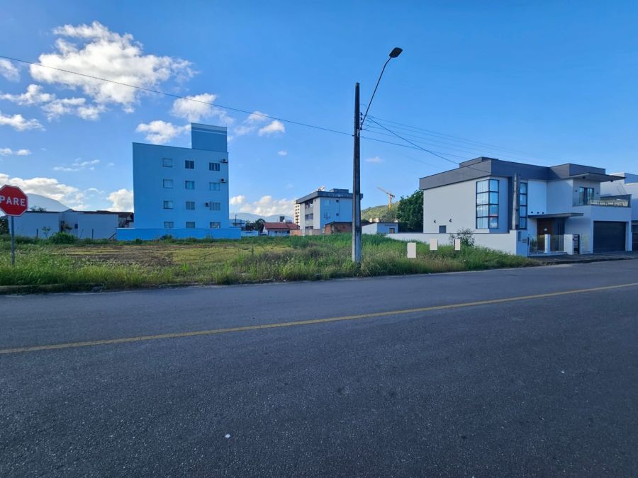 Imagem Terreno no bairro Rau próximo a faculdade Católica em Jaraguá do Sul