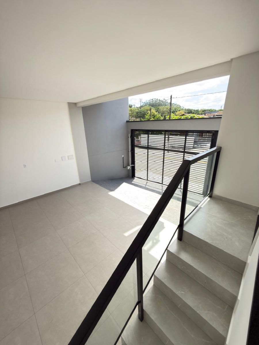 Imagem Casa com 3 suítes e piscina no bairro São Luís em Jaraguá do Sul