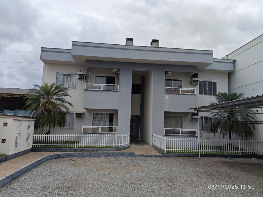 Apartamento à venda no Bairro Vieira em Jaraguá do Sul – 2 dormitórios, sacada com churrasqueira.