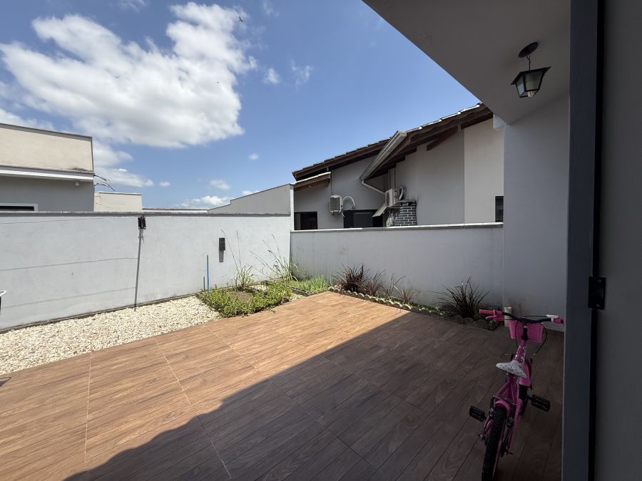 Imagem Casa térrea à venda no Bairro Rio Hern em Schroeder – 1 suíte com closet, área de festas, móveis sob medida e localização privilegiada