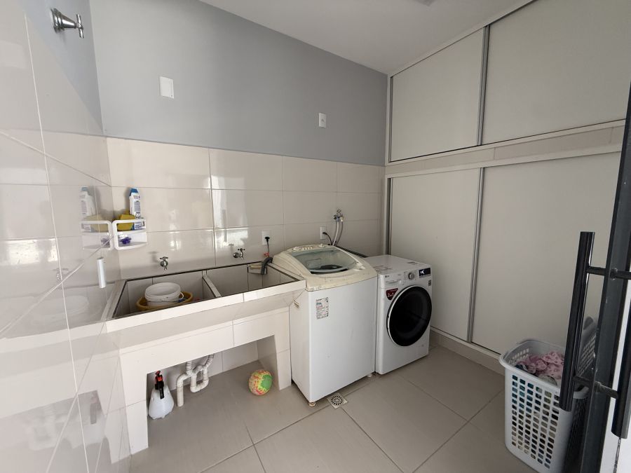 Imagem Casa térrea à venda no Bairro Rio Hern em Schroeder – 1 suíte com closet, área de festas, móveis sob medida e localização privilegiada