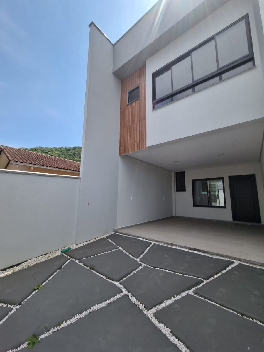 Imagem Geminado com 135m² à venda no Bairro Czerniewicz em Jaraguá do Sul
