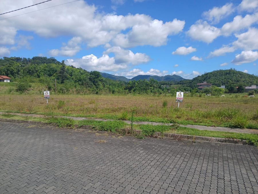Imagem Terreno a venda no Bairro Rio Cerro II, pronto para construir.