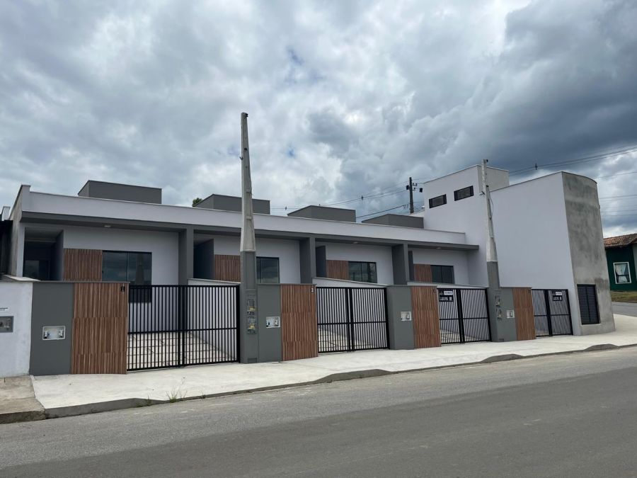 Imagem Casas Geminadas com Projeto Moderno –