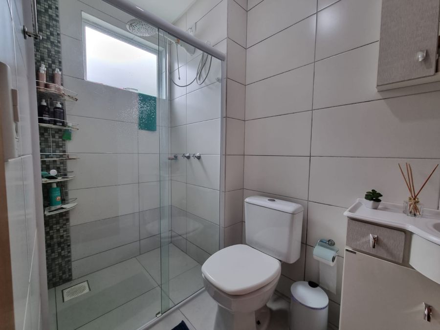 Imagem Apartamento com 84,18m² c/01 suíte + 02 quartos em prédio com piscina