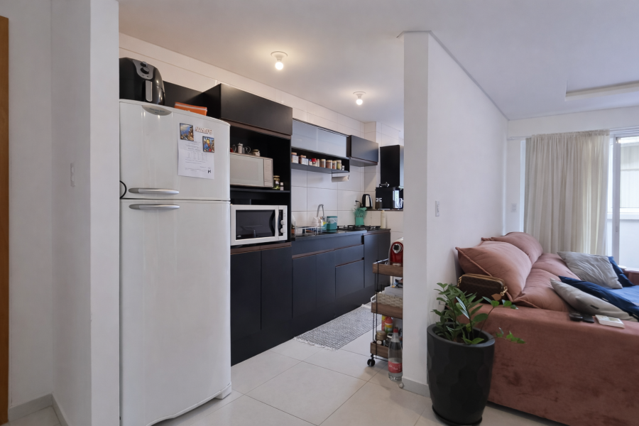 Imagem Apartamento com 84,18m² c/01 suíte + 02 quartos em prédio com piscina