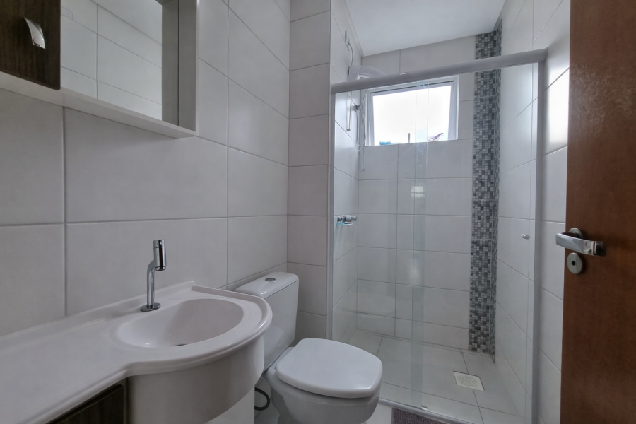 Imagem Apartamento com 84,18m² c/01 suíte + 02 quartos em prédio com piscina