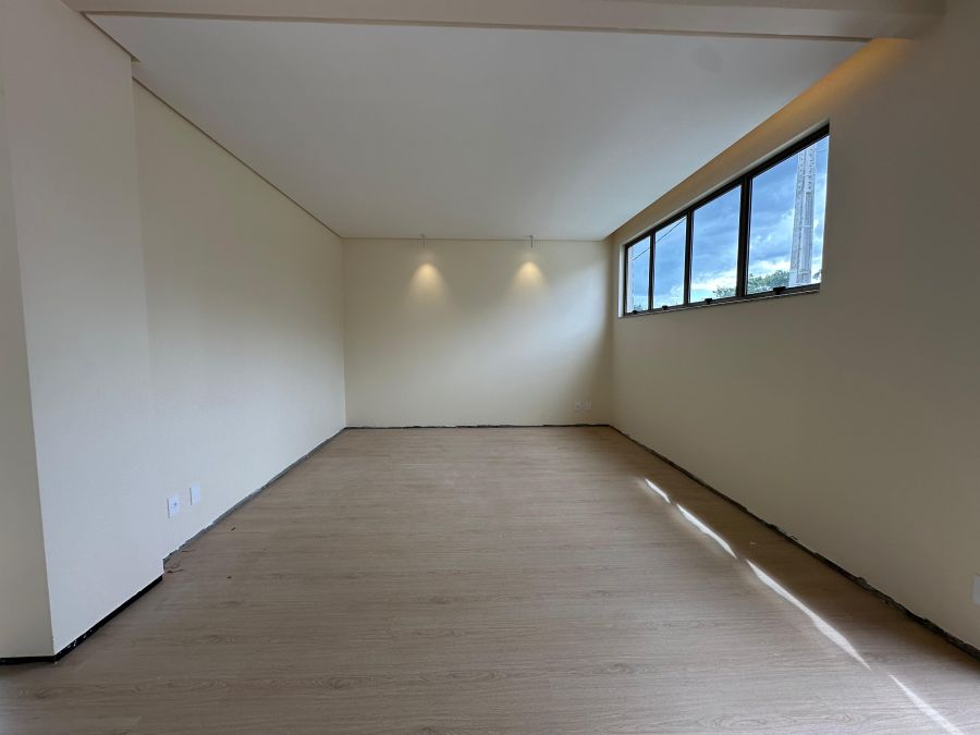 Imagem Casa Alto Padrão à venda no Bairro - 181m2