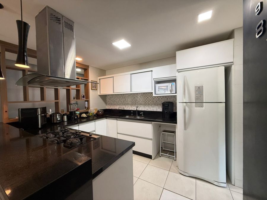 Imagem Apartamento com 3 quartos sendo 1 uma suíte- bairro Czerniewicz