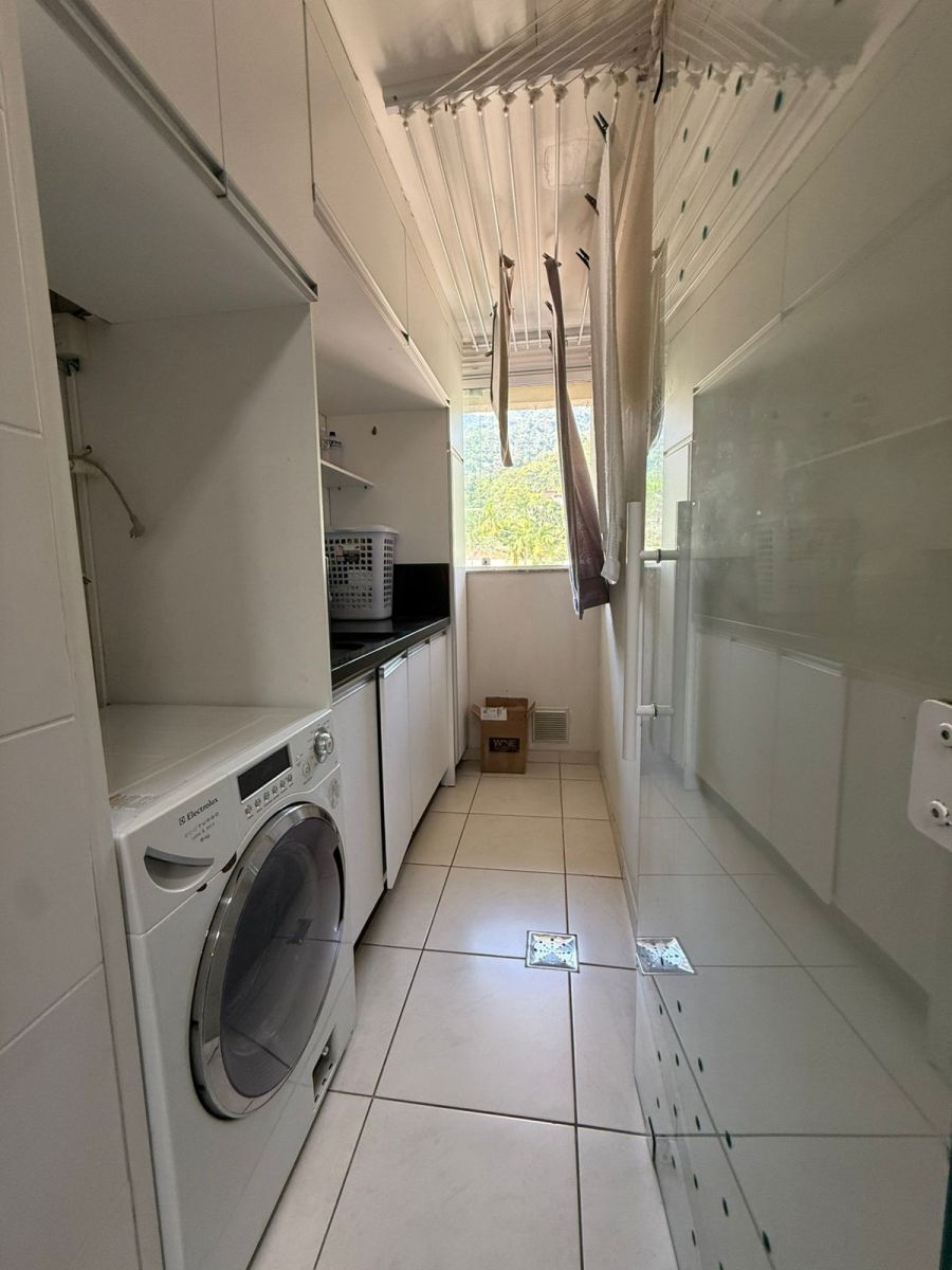 Imagem Apartamento com 3 quartos sendo 1 uma suíte- bairro Czerniewicz