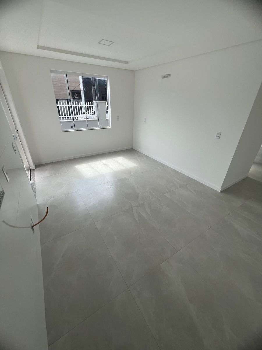 Imagem Casa com 1 suíte + 2 quartos no Bairro Três Rios do Sul/ Jaraguá do Sul