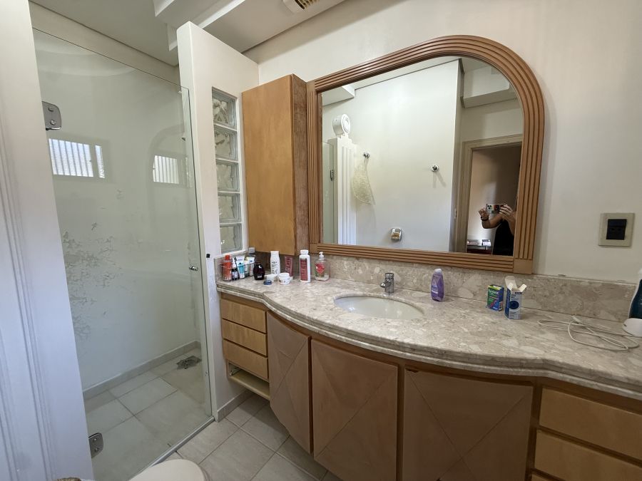 Imagem Amplo terreno com casa à venda no centro de Jaraguá do Sul - com grande potencial para prédio residencial ou comercial