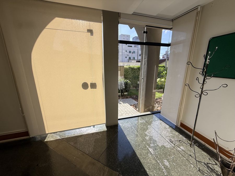 Imagem Amplo terreno com casa à venda no centro de Jaraguá do Sul - com grande potencial para prédio residencial ou comercial